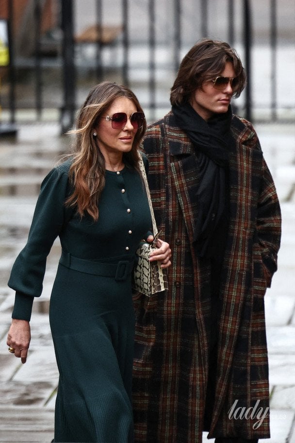 Элизабет Херли и Дэмиан Херли / © Getty Images