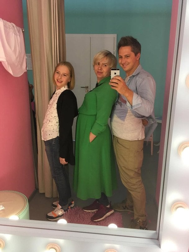 34-річний Олександр Педан із дружиною та донькою / © instagram.com/pedanos