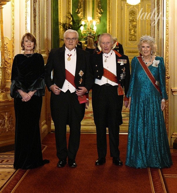 Королева Камілла, король Чарльз, Франк-Вальтер Штайнмаєр та Ельке Бюденбендер / © Associated Press