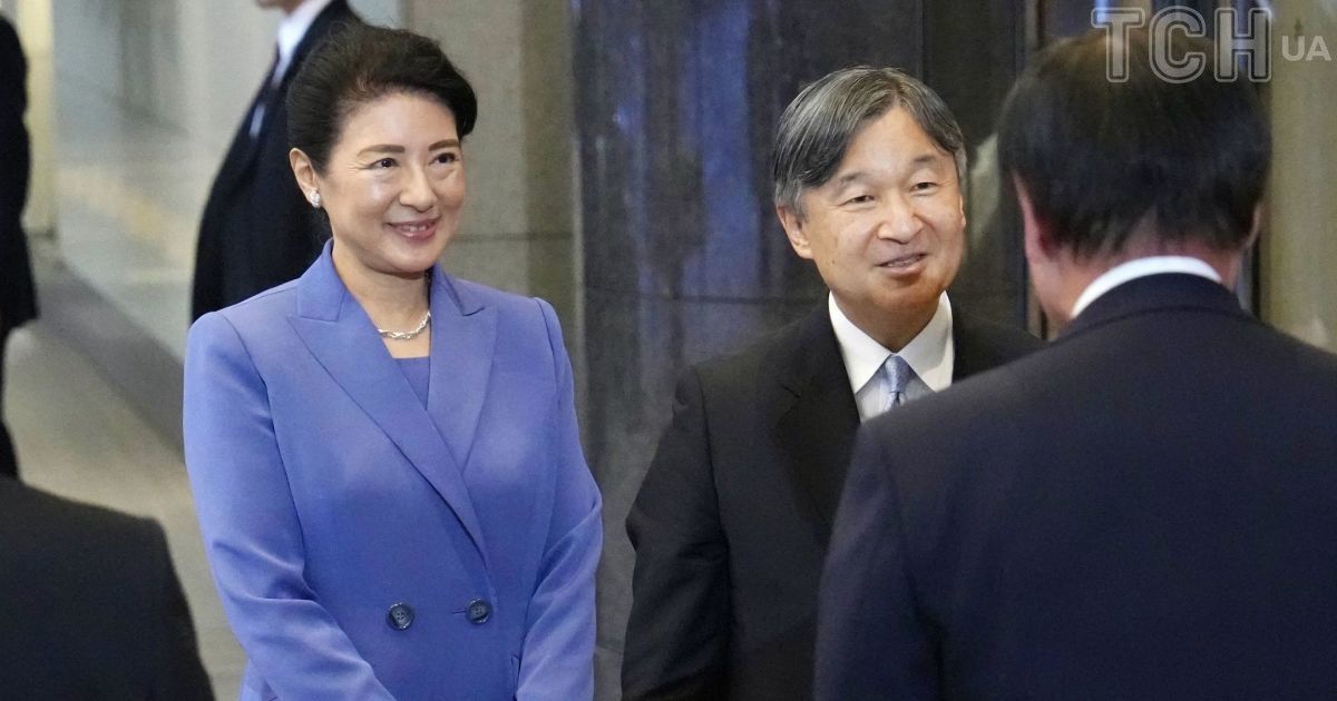 Імператор Нарухіто та імператриця Масако