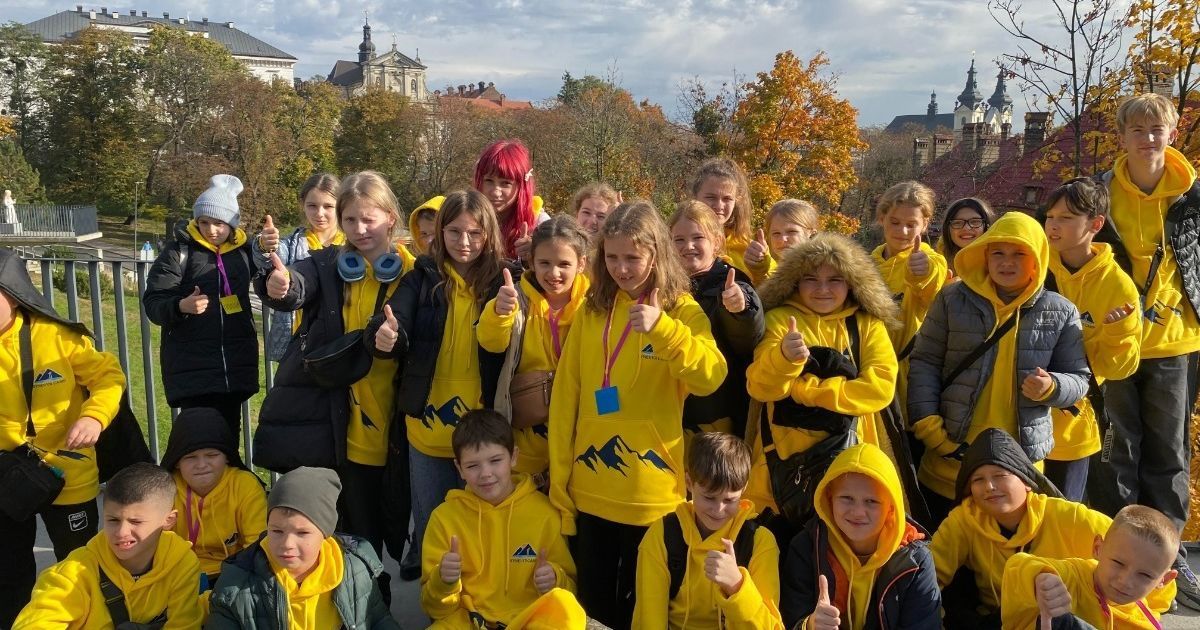 Метинвест основал программы оздоровления в Карпатах для детей защитников