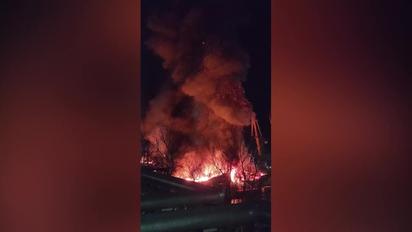 У Росії в морському порту спалахнула масштабна пожежа