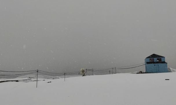 Сонячне затемнення над станцією "Академік Вернадський" / © Національний антарктичний центр