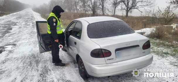 Снігопад спричинив низку аварій на трасах Одещини / ©