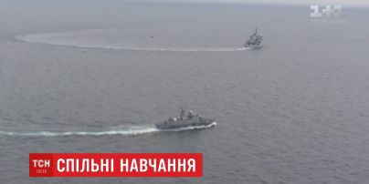 Біля Одеси спільні маневри провели розвідувальний корабель Британії та ракетний катер України