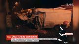 На трассе "Киев-Чоп" столкнулись грузовик и микроавтобус, есть погибшие