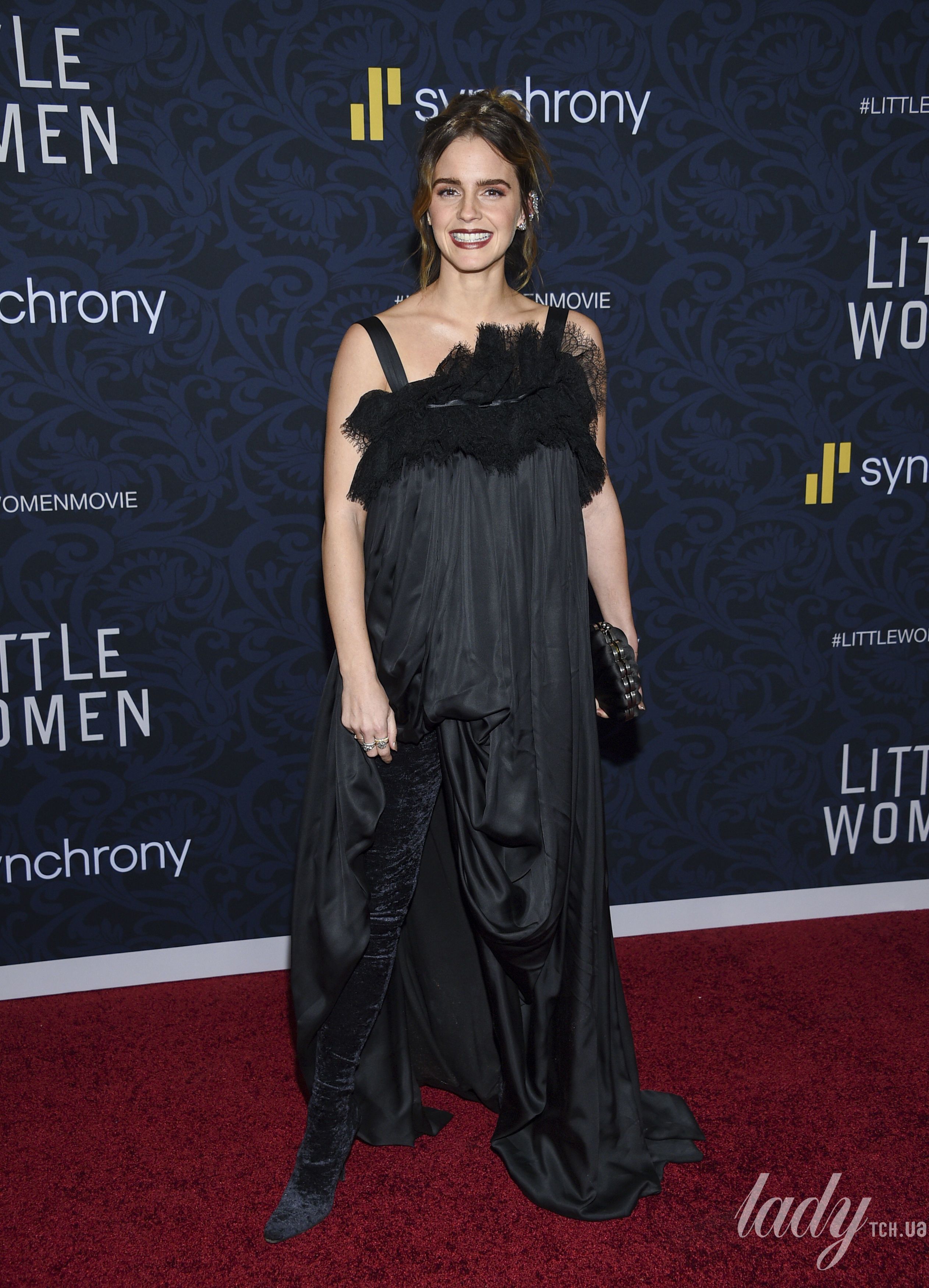 Эмма Уотсон есінен танып қалады