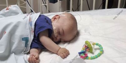 Крихітну голівку 8-місячного Даніяра атакувала злоякісна пухлина