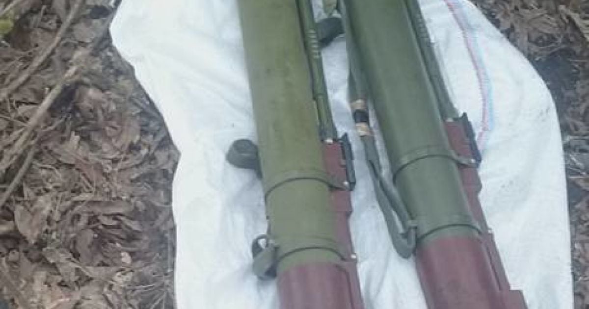 Полицейский устроил вблизи Краматорского района тайник с двумя гранатометами РПГ-22
