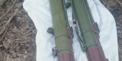 В Славянске в полицейского изъяли арсенал оружия