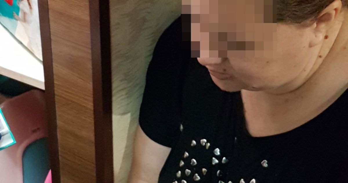 Онлайн-"магазини" у соцмережах : жінка ошукала понад 600 українців, нібито продаючи одяг