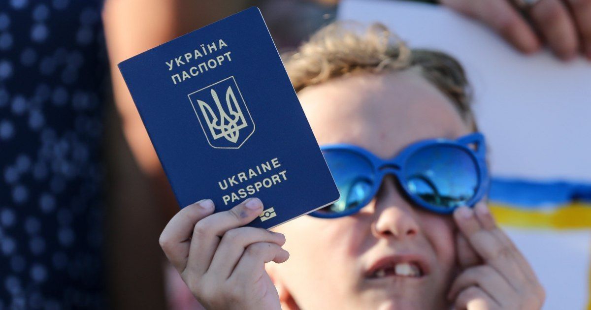 В Донецкой и Луганской областях у жителей будут проверять документы: в чем причина