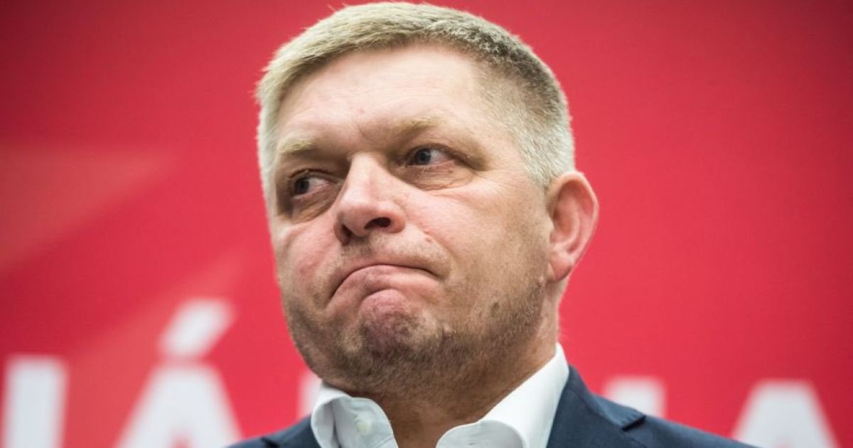 Премʼєра Словаччини Роберта Фіцо поранили після засідання уряду. Фото: X (Twitter)