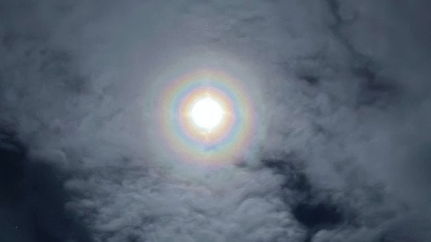 Вінець навколо Місяця / © Національний антарктичний науковий центр