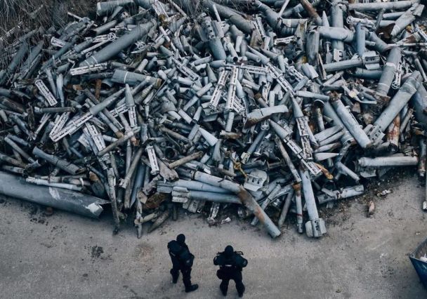 Касетні боєприпаси, які РФ використовувала у Харкові / © 