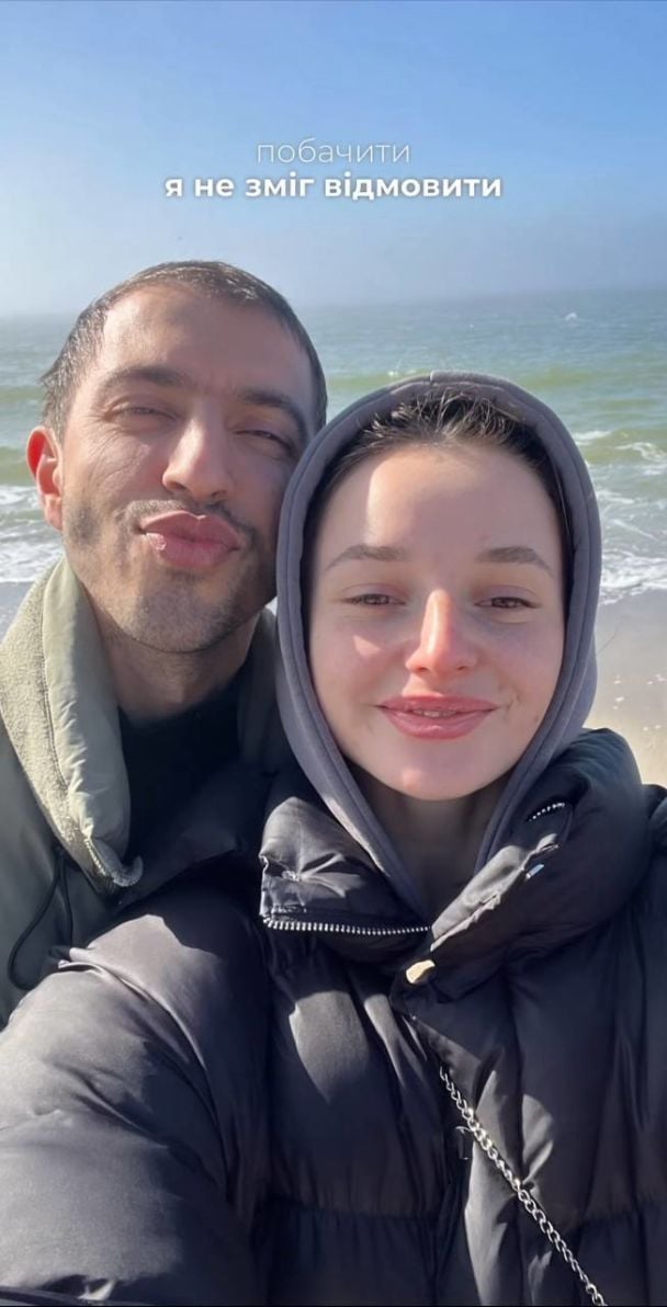 Иван Люленов с возлюбленной приехал в родную деревню в Молдове / © instagram.com/ivanliulenov