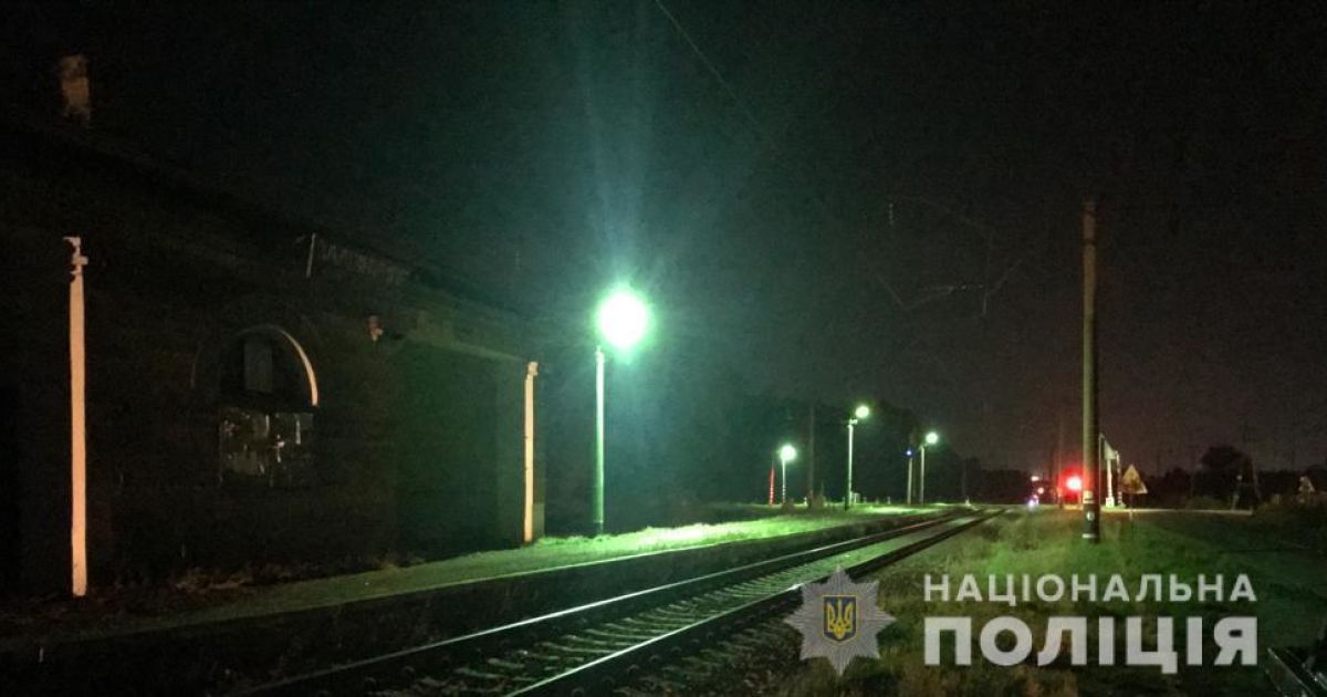 Трагедія у Вінницькій області: потяг на смерть збив 15-річну дівчину (фото)