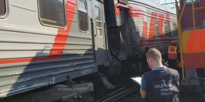 В російській Уфі зіштовхнулись два потяги через машиніста, який відволікся на соціальні мережі