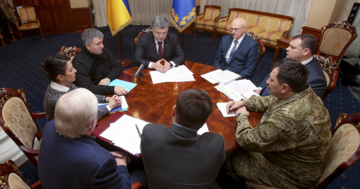 Во время совещания Порошенко с руководителями силовых структур Украины