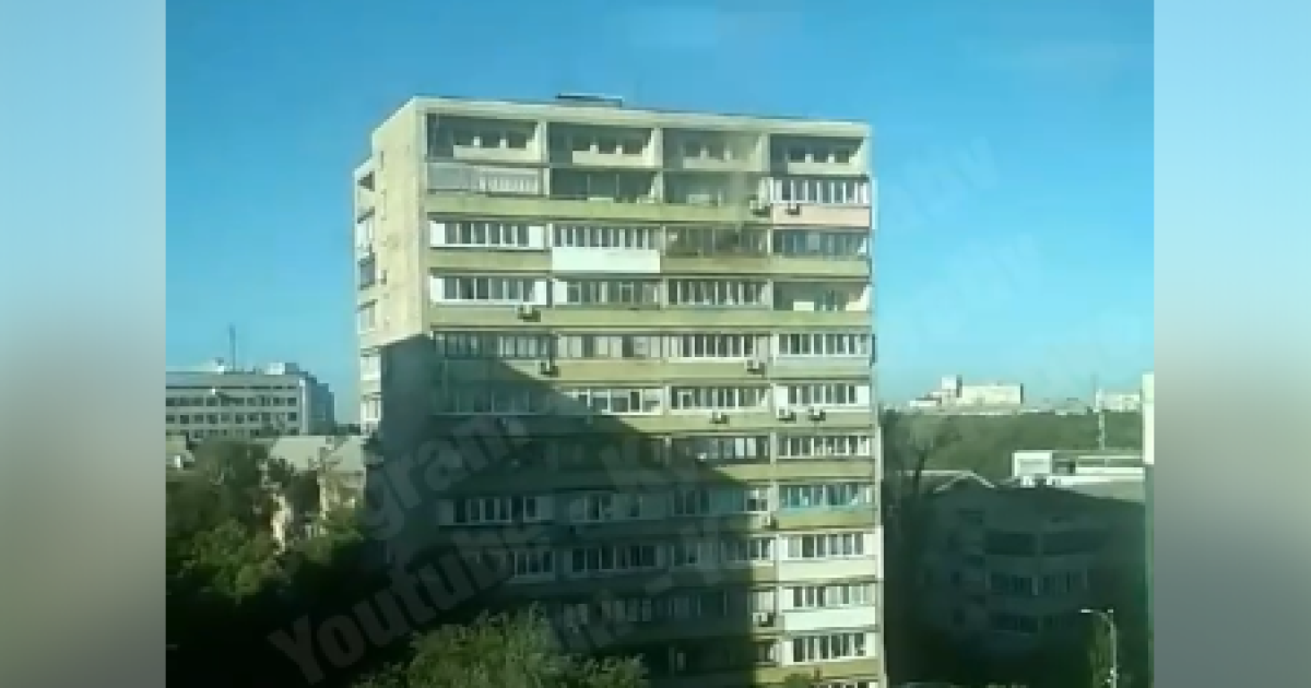 В Киеве вспыхнула многоэтажка: очевидцы опубликовали видео