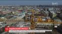 На Андреевском спуске активисты громили заборы, чтобы помешать строительству отеля