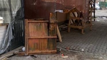 потрощений Газетний ряд у Полтаві_8 / © Дмитро Скобельський / Facebook
