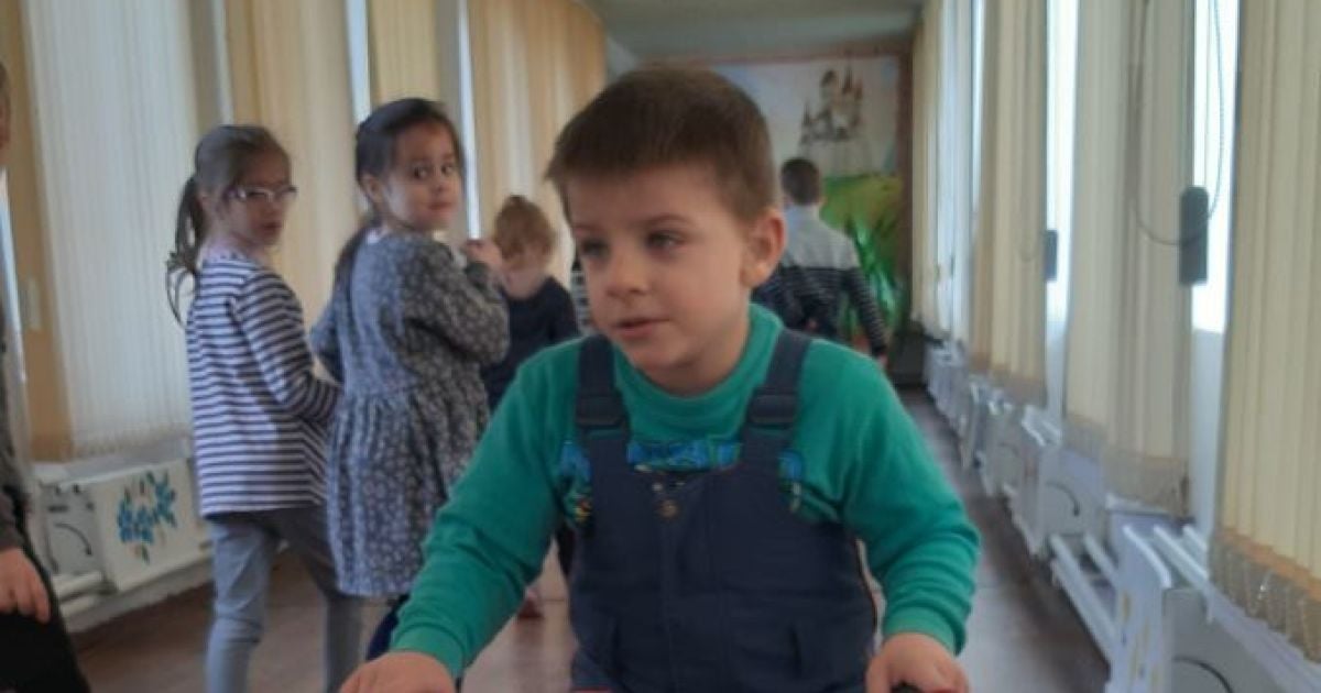 Операции и реабилитации нужны 5-летнему Вадиму