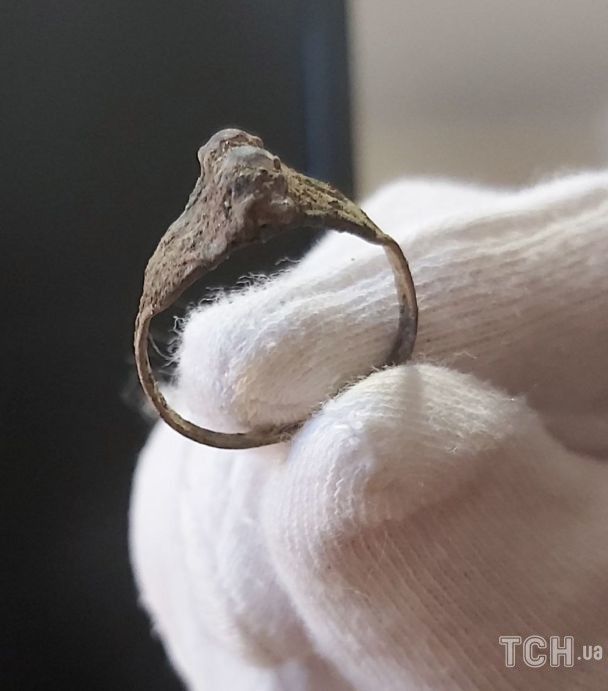 Жіночий перстень / © 