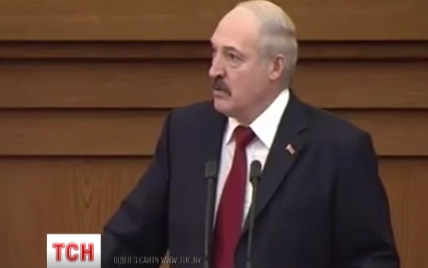 Лукашенко после паузы прокомментировал награждение соотечественницы Нобелевской премией