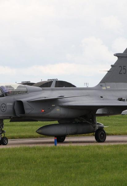 Винищувач Gripen