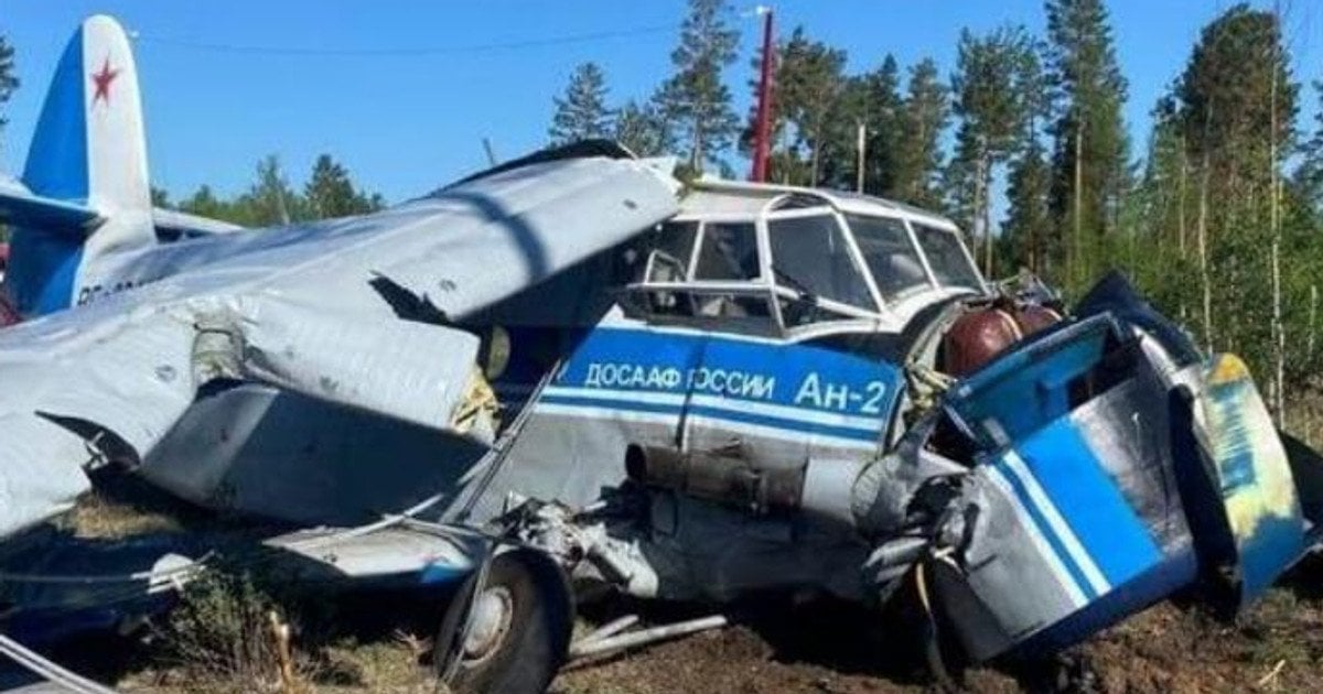 У РФ впав літак