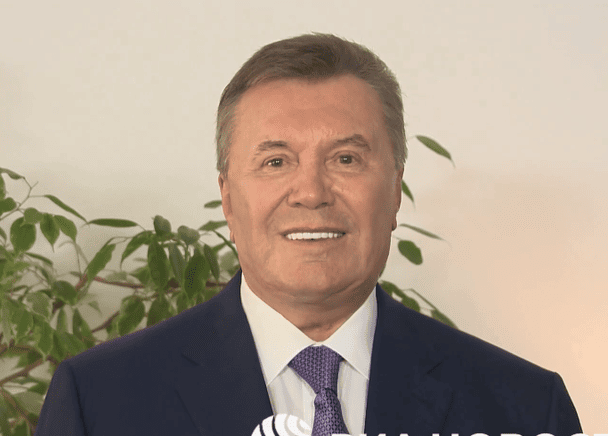 Віктор Янукович із вінірами