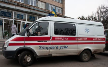 У Києві таксі влетіло у "Газель", є постраждалі: з'явилося відео
