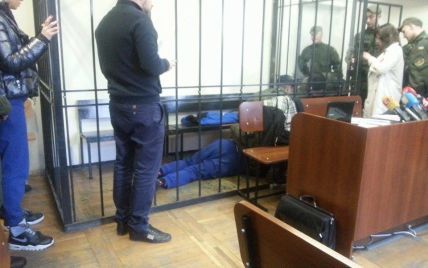 Пасынок Фирташа потерял сознание в суде