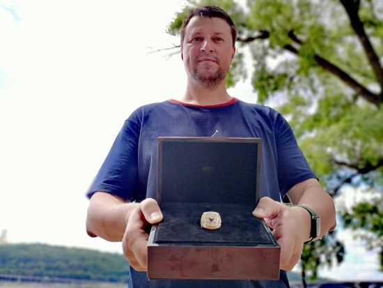 Українська легенда НБА продає свої чемпіонські персні заради дітей, які постраждали від війни з РФ