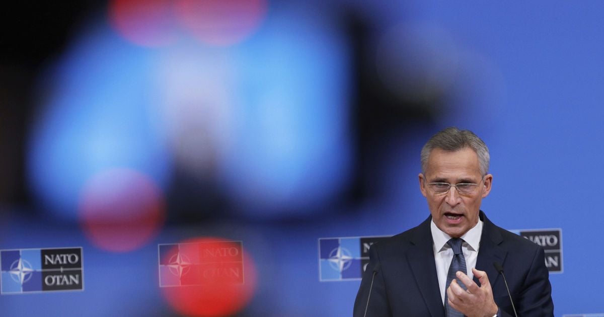Столтенберг заявив, що НАТО варто було більше допомагати Україні до початку війни