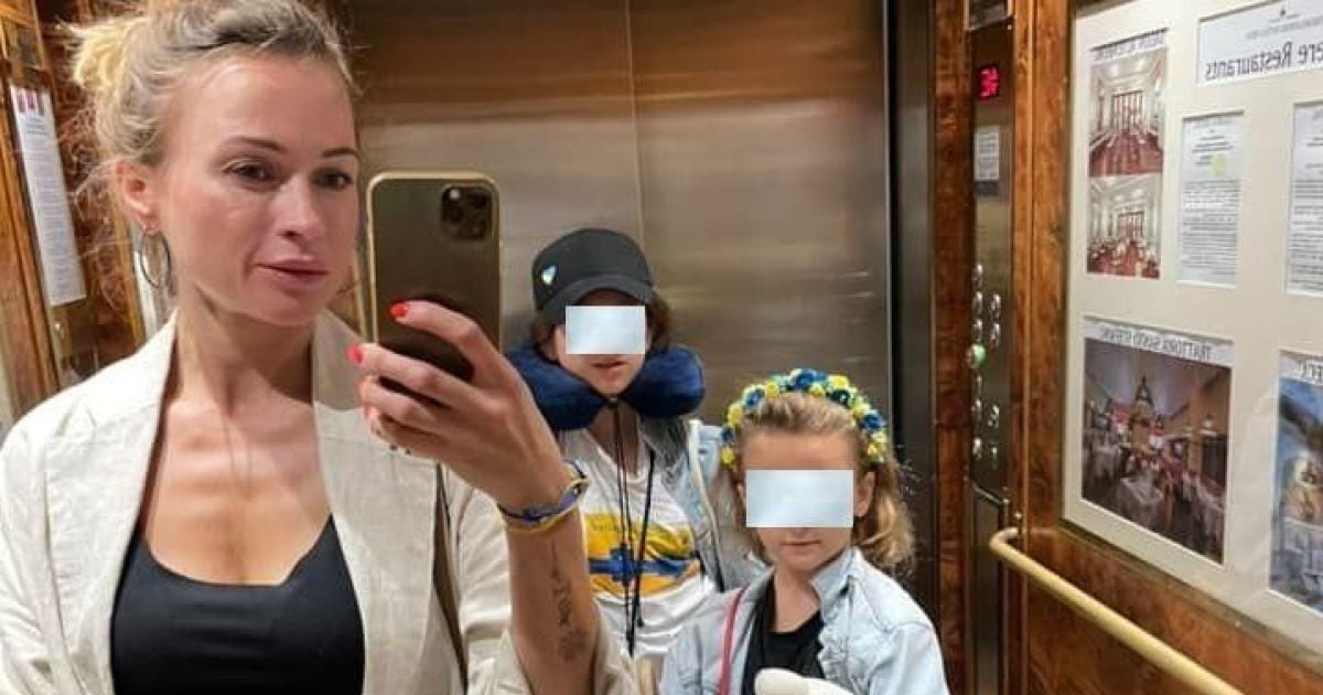 Скандал в самолете Вена-Валенсия: русскоязычная женщина ударила девочку из Украины