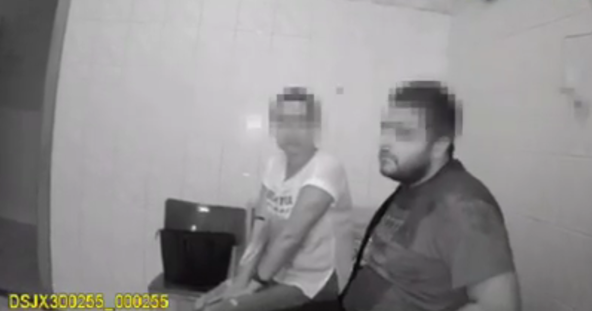 Побиття патрульного та викинуті пігулки. Опубліковано відео затримання прокурора Мукачевого