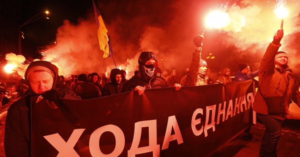 В Киеве прошло факельное шествие в честь Дня Соборности Украины. / © УНИАН