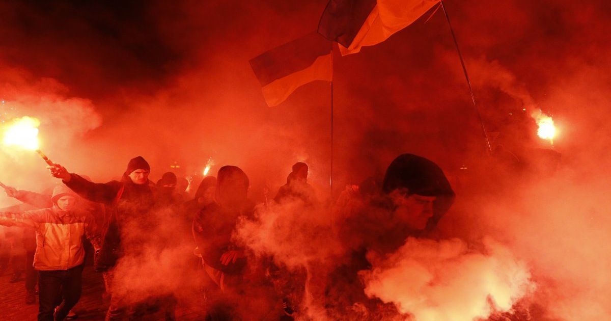 В Киеве прошло факельное шествие в честь Дня Соборности Украины. / © УНИАН