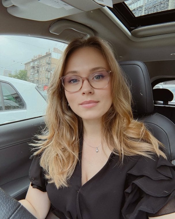 Анна Кошмал показала, как впервые с 3-месячной дочкой выехала за границу: "Волновалась немного"