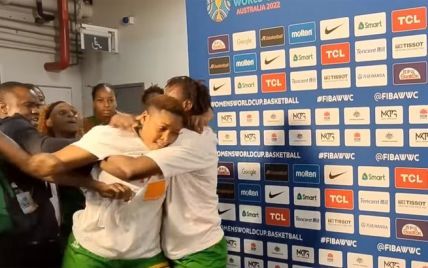 Баскетболистки сборной Мали жестко подрались между собой после матча ЧМ: момент попал на камеры