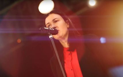 Анастасия Приходько официально отказалась от своего хита "Мамо"