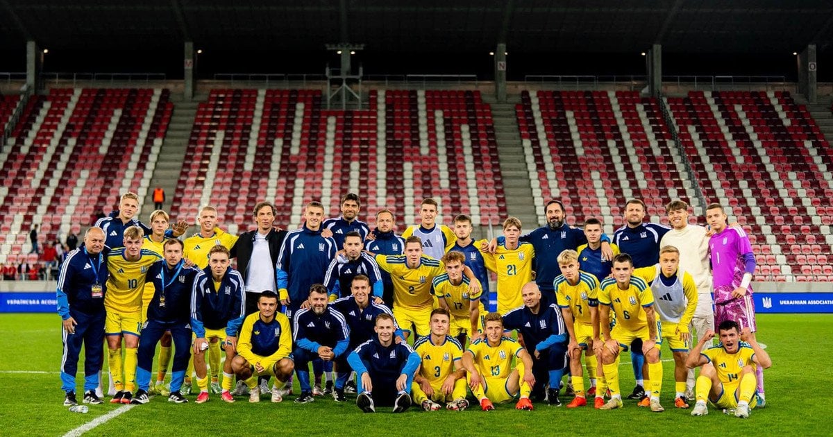 Молодіжна збірна України з футболу (U-21)