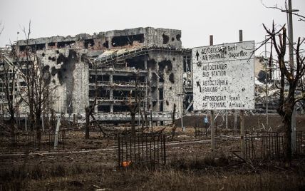 Донецьк здригнувся від потужних обстрілів - соцмережі