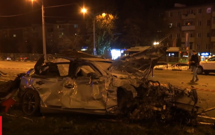 ДТП с Infiniti в Харькове: что известно о состоянии пострадавших