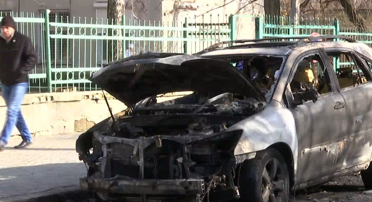 В Одессе сгорела элитная иномарка депутата городского совета от БПП Петра Ионова