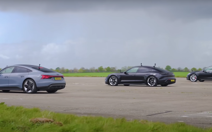 Потужні електрокари Tesla, Porsche та Audi влаштували неймовірну битву в драг-рейсі: відео