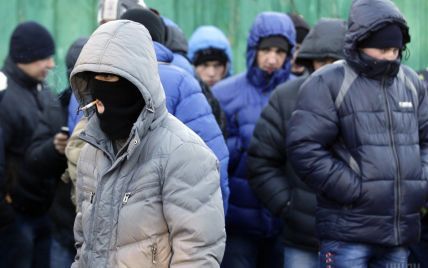ГПУ направила в суд дело о выдаче "титушкам" оружия во время Майдана