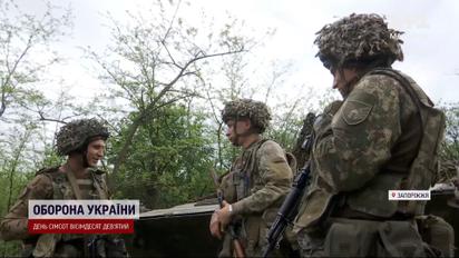 Десятки кілометрів пішки заради побратимів! Головне - не "спалитись". Справжні подвиги "спартанців"